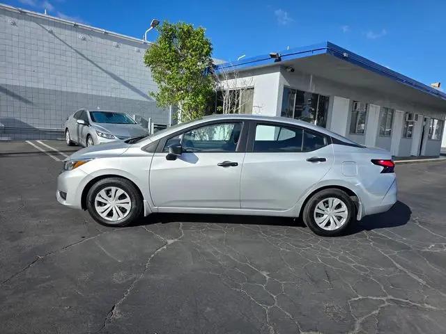2025 Nissan Versa 1.6 S