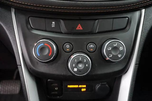 2022 Chevrolet Trax FWD LT