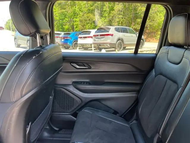 2023 Jeep Grand Cherokee L Altitude 4x4