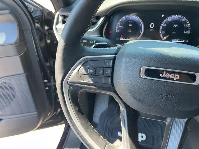 2023 Jeep Grand Cherokee L Altitude 4x4