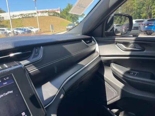 2023 Jeep Grand Cherokee L Altitude 4x4
