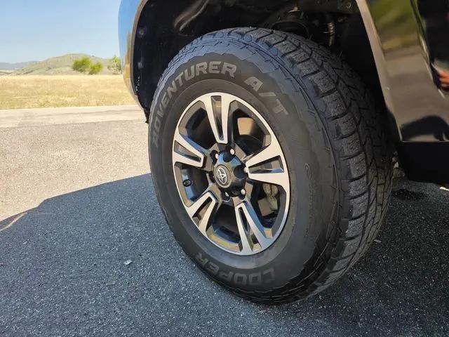 2018 Toyota Tacoma TRD Sport
