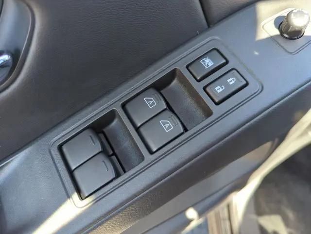 2026 Nissan Frontier Crew Cab SV 4x2