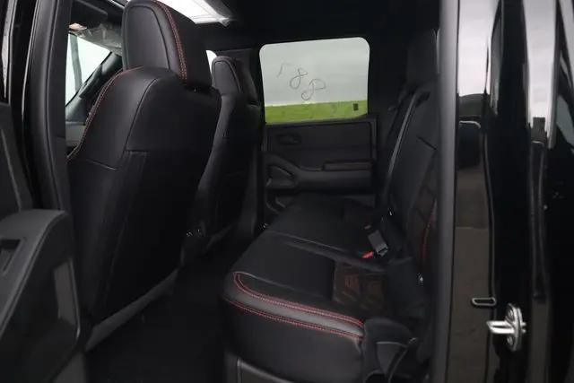 2026 Nissan Frontier Crew Cab Long Bed PRO-4X 4x4