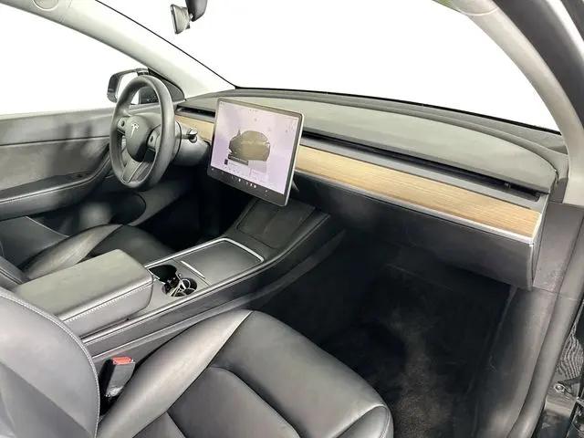 2022 Tesla Model Y Performance Dual Motor All-Wheel Drive