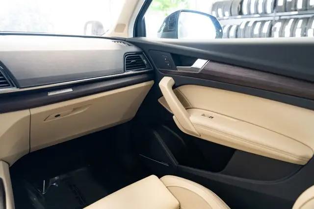 2023 Audi Q5 Premium Plus 45 TFSI S line quattro