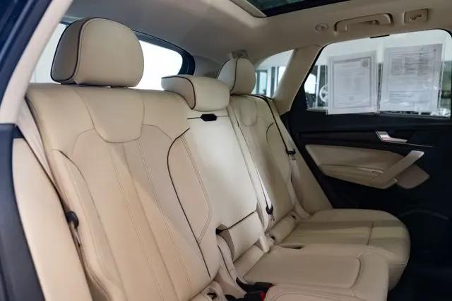 2023 Audi Q5 Premium Plus 45 TFSI S line quattro