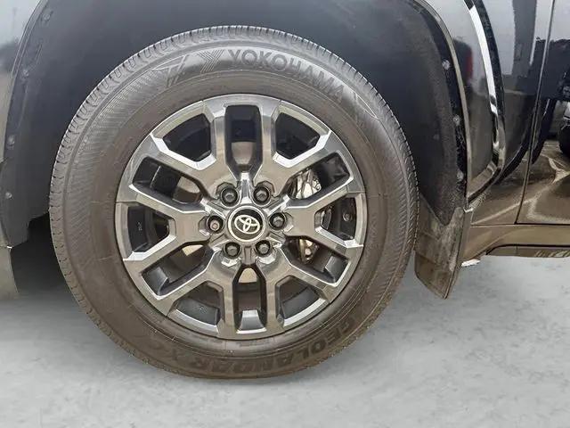 2025 Toyota Sequoia Platinum