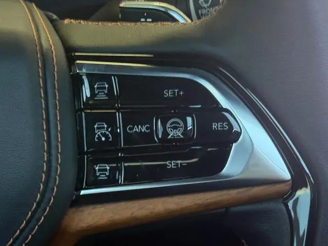 2023 Jeep Grand Cherokee L Summit Reserve 4x4