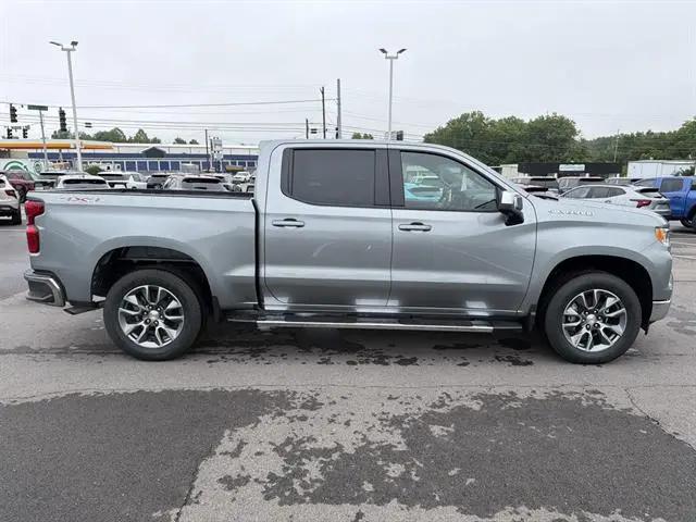 2026 Chevrolet Silverado 1500 4WD Crew Cab Standard Bed LT