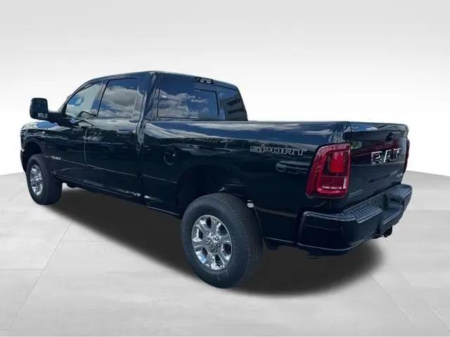2026 Ram 2500 Big Horn Crew Cab 4x4 6'4" Box
