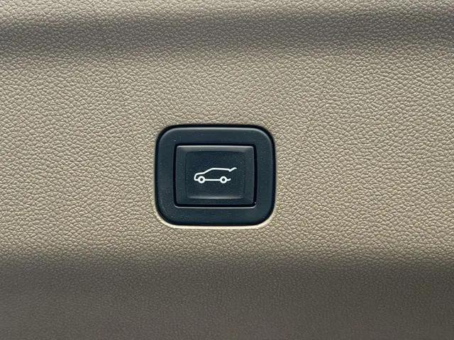 2024 GMC Yukon XL 4WD Denali