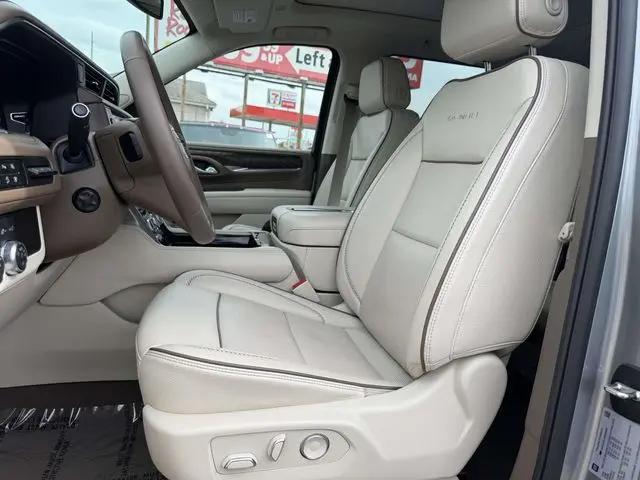 2024 GMC Yukon XL 4WD Denali