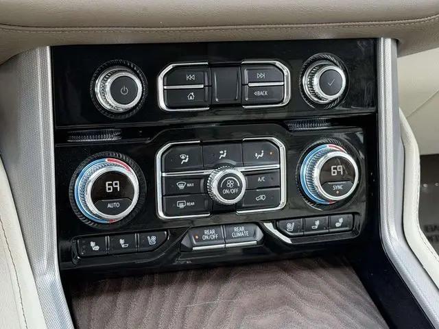 2024 GMC Yukon XL 4WD Denali
