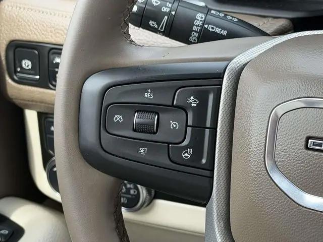 2024 GMC Yukon XL 4WD Denali