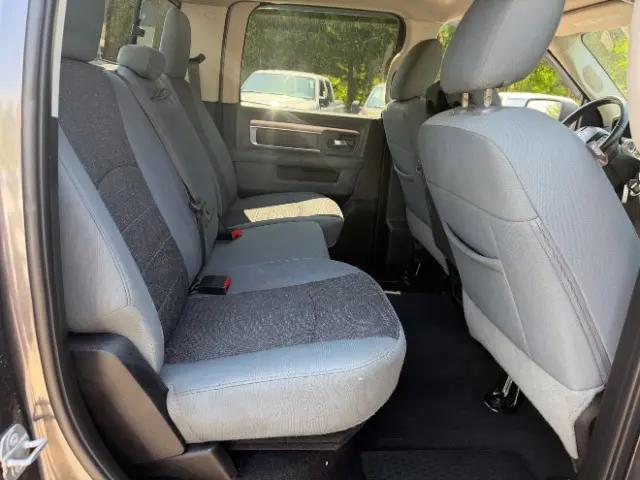 2019 Ram 1500 Classic SLT Crew Cab 4x4 5'7" Box
