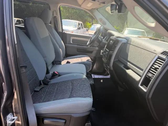 2019 Ram 1500 Classic SLT Crew Cab 4x4 5'7" Box