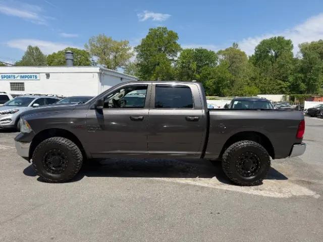 2019 Ram 1500 Classic SLT Crew Cab 4x4 5'7" Box