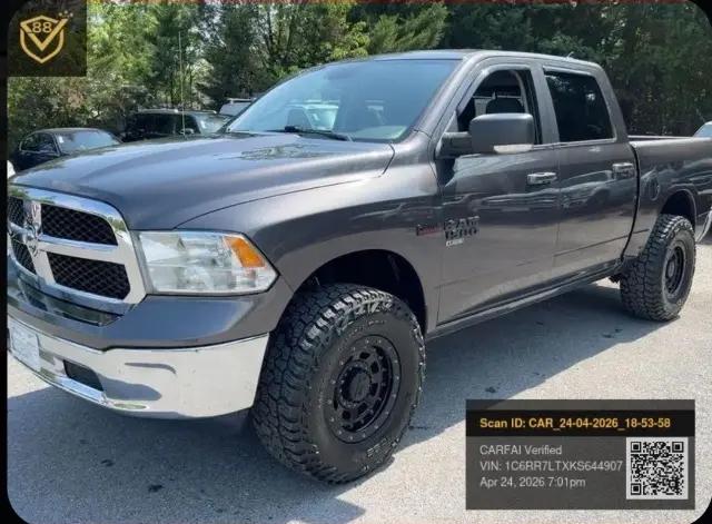 2019 Ram 1500 Classic SLT Crew Cab 4x4 57 Box