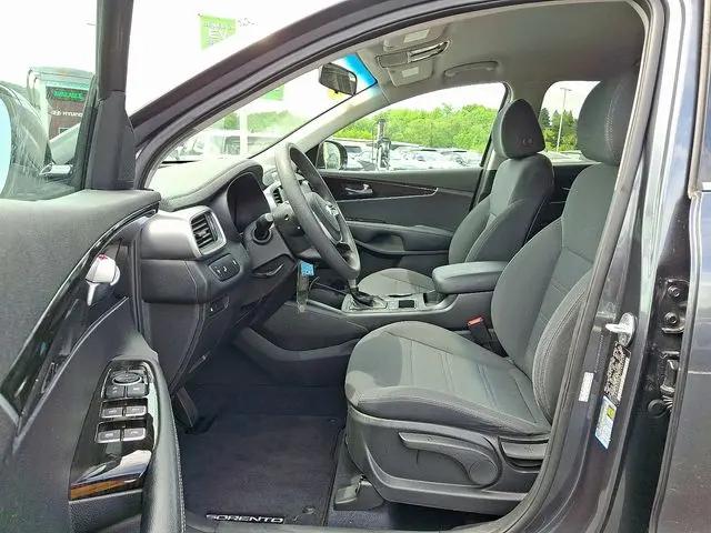 2020 Kia Sorento 2.4L LX