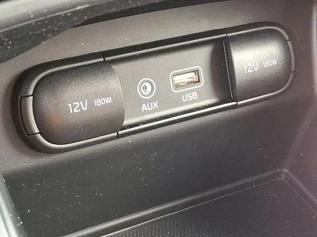 2020 Kia Sorento 2.4L LX