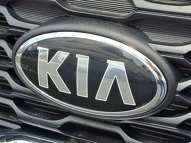 2020 Kia Sorento 2.4L LX