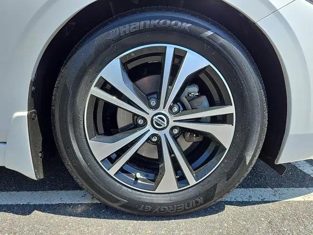 2020 Nissan Sentra SV Xtronic CVT