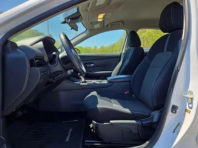 2020 Nissan Sentra SV Xtronic CVT