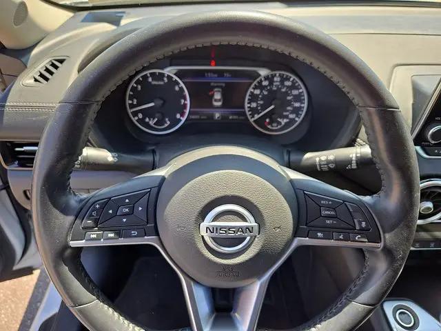 2020 Nissan Sentra SV Xtronic CVT