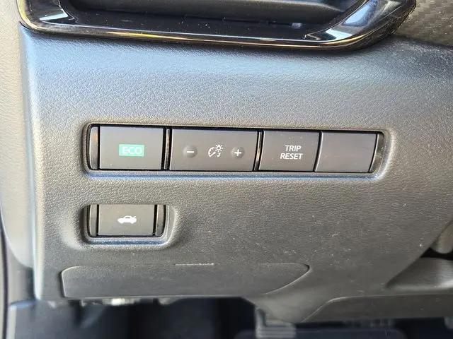 2020 Nissan Sentra SV Xtronic CVT