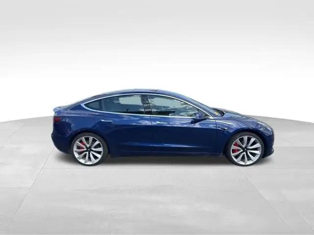 2019 Tesla Model 3 Performance