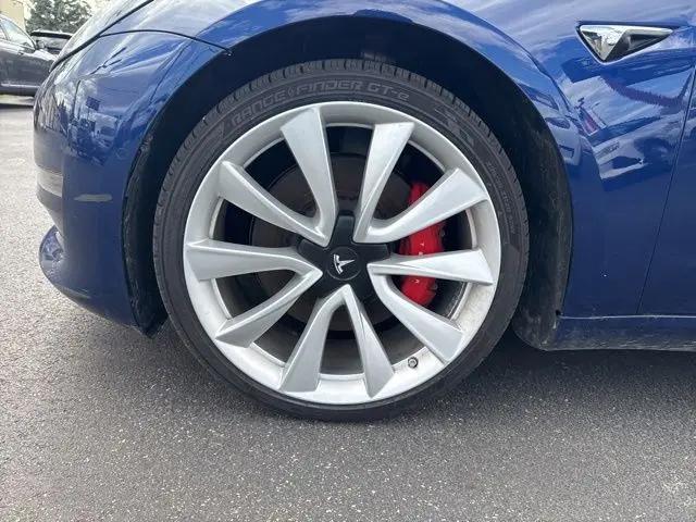 2019 Tesla Model 3 Performance