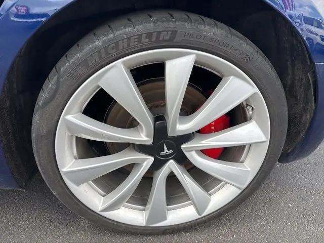 2019 Tesla Model 3 Performance