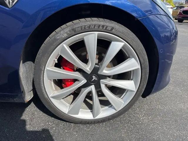 2019 Tesla Model 3 Performance
