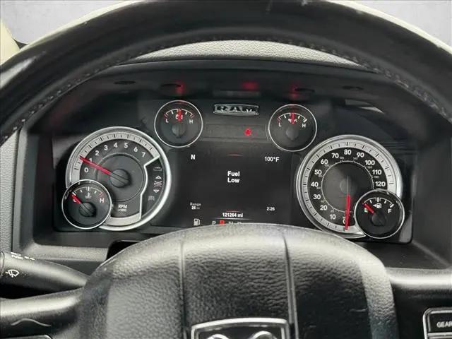 2017 Ram 1500 Big Horn Crew Cab 4x4 5'7" Box