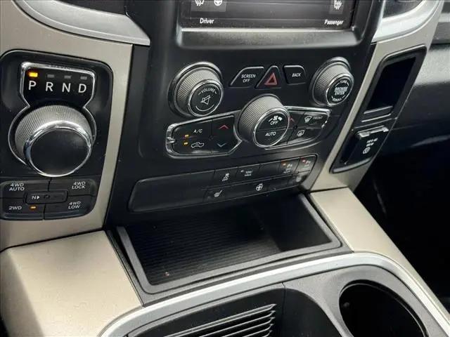 2017 Ram 1500 Big Horn Crew Cab 4x4 5'7" Box