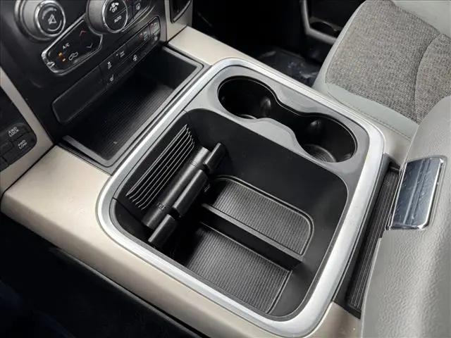 2017 Ram 1500 Big Horn Crew Cab 4x4 5'7" Box