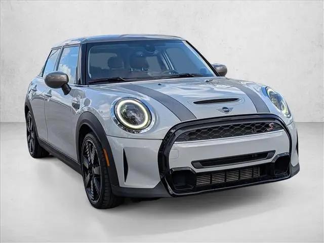 2023 MINI Hardtop Cooper S