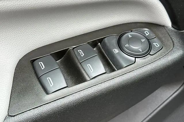 2023 Chevrolet Equinox FWD LS