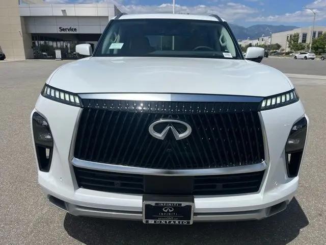 2026 INFINITI QX80 LUXE