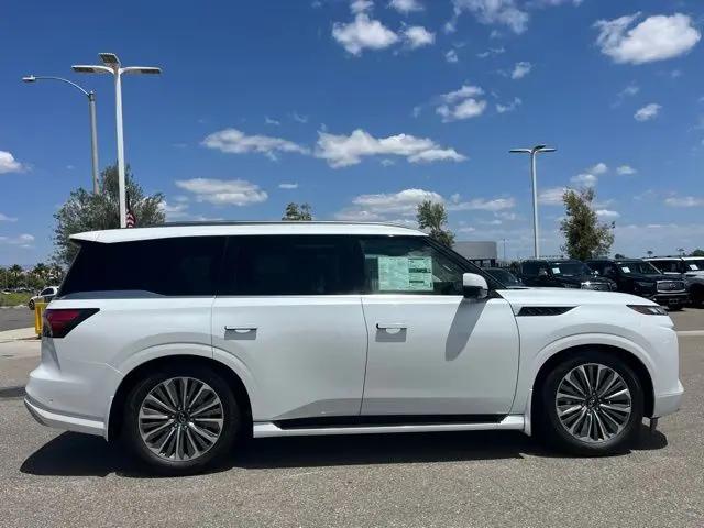 2026 INFINITI QX80 LUXE