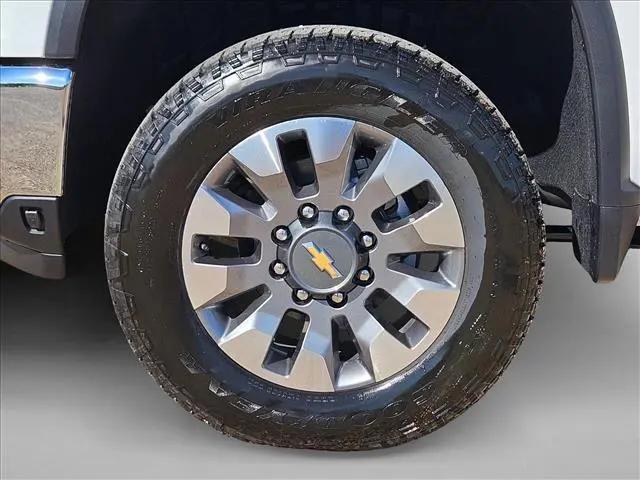 2026 Chevrolet Silverado 2500HD Crew Cab, Standard Bed, LT, 4WD