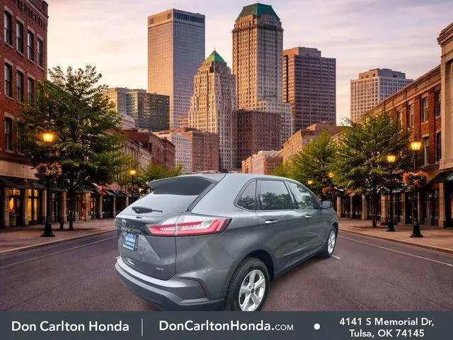2022 Ford Edge SE