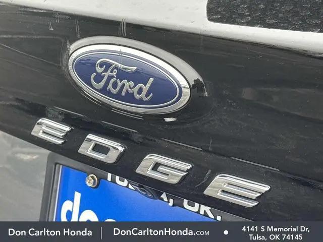 2022 Ford Edge SE