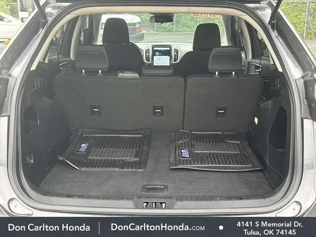 2022 Ford Edge SE