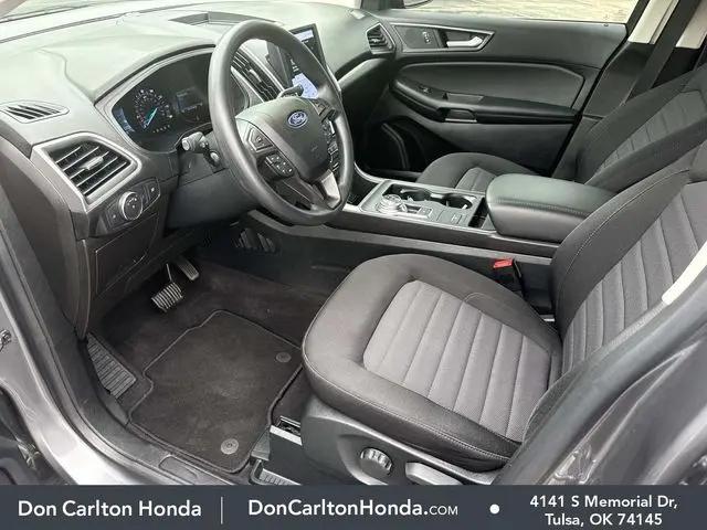 2022 Ford Edge SE