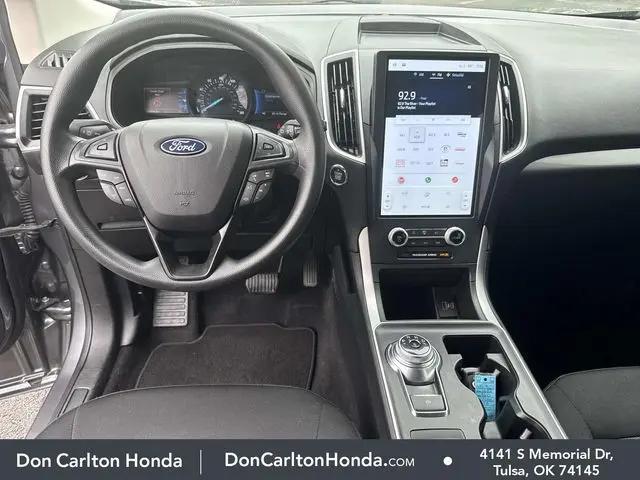 2022 Ford Edge SE