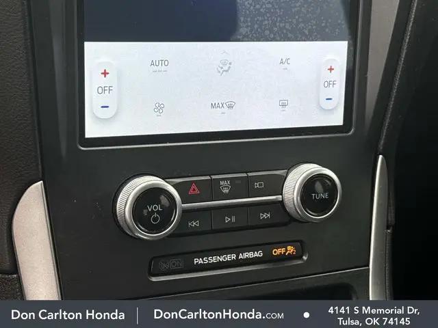 2022 Ford Edge SE