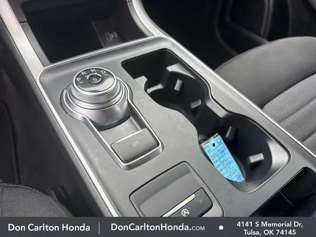 2022 Ford Edge SE