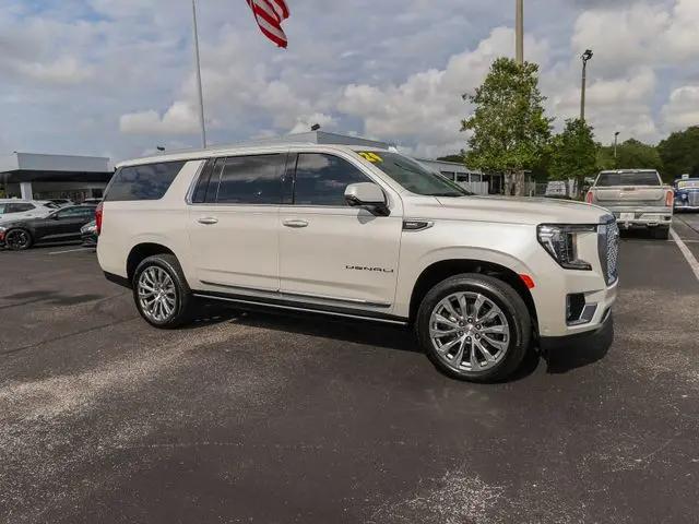 2024 GMC Yukon XL 4WD Denali